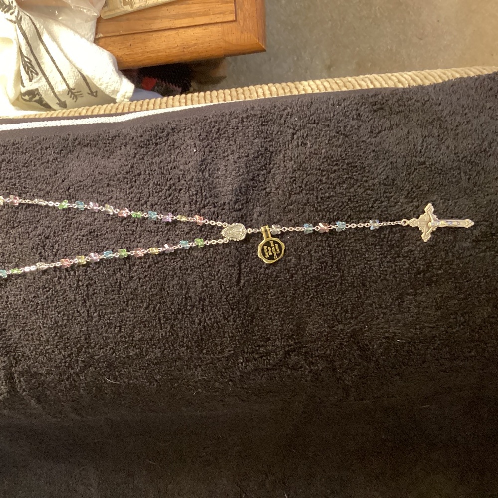 Sterling silver Rosary pastel glass butteries made in Italy back crucifix NWT